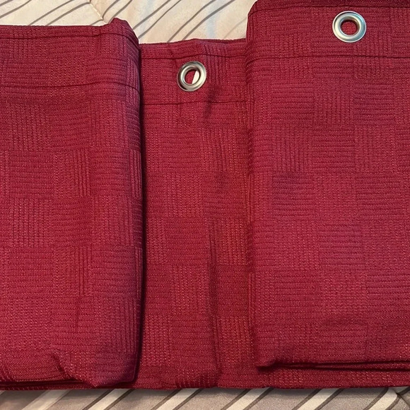 Fabric Showercurtain - Picture 1 of 4